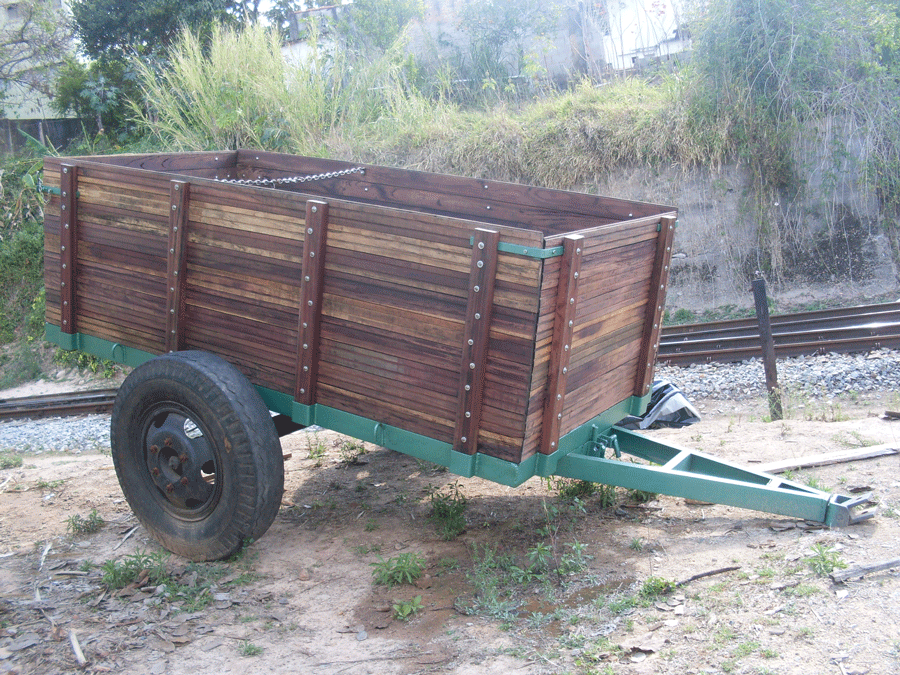 Carroceria de madeira